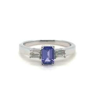 9ct White Gold Tanzanite claw set Diamond ring